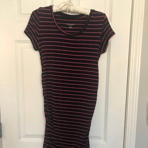 Liz Lange Maternity Dress - Super soft!